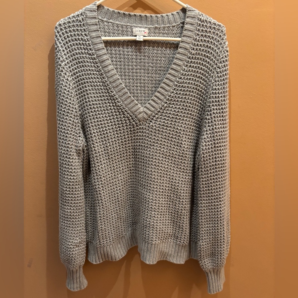 J.Crew gray chunky knit v neck sweater size XL